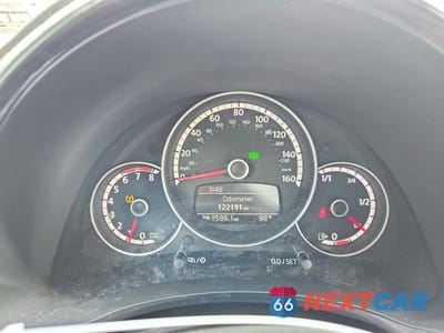 Zdjęcie 9 z 12 samochodu: 2015 VOLKSWAGEN BEETLE 1.8T VIN:3VWF17AT9FM606893 - miniatura