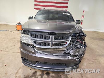 Piąte zdjęcie samochodu w środku: 2017 DODGE JOURNEY SE VIN:3C4PDCAB9HT638086 - miniatura