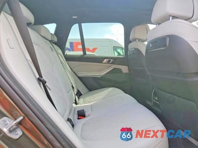 Zdjęcie 11 z 13 samochodu: 2025 BMW X5 XDRIVE40I VIN:5UX23EU05S9W72060 - miniatura