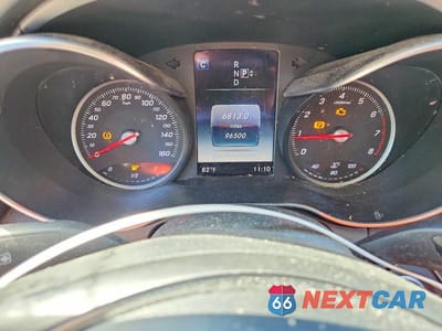 Zdjęcie 9 z 12 samochodu: 2015 MERCEDES-BENZ C 300 4MATIC VIN:55SWF4KB0FU068774 - miniatura