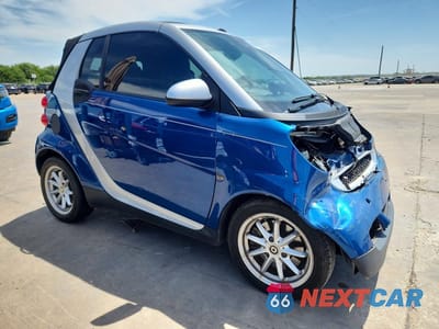 Czwarte zdjęcie samochodu z boku: 2008 SMART FORTWO PASSION VIN:WMEEK31X58K125736 - miniatura