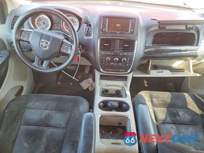 Zdjęcie 8 z 13 samochodu: 2016 DODGE GRAND CARAVAN SXT VIN:2C4RDGCG9GR161394 - miniatura