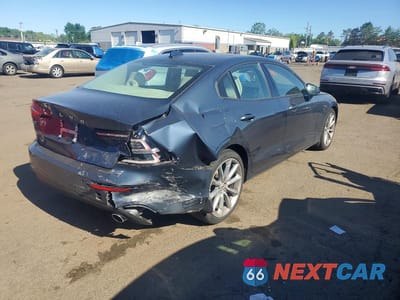 Trzecie zdjęcie samochodu z tyłu: 2021 VOLVO S60 T6 MOMENTUM VIN:7JRA22TKXMG080302 - miniatura