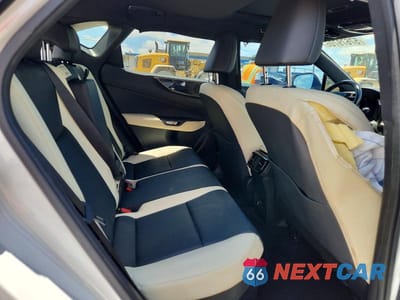 Zdjęcie 10 z 12 samochodu: 2022 LEXUS NX 350H VIN:JTJGKCEZ3N5000504 - miniatura