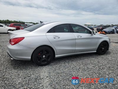 Trzecie zdjęcie samochodu z tyłu: 2014 MERCEDES-BENZ CLA 250 VIN:WDDSJ4EB7EN065872 - miniatura