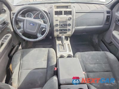 Zdjęcie 8 z 12 samochodu: 2009 FORD ESCAPE XLT VIN:1FMCU93G49KB19780 - miniatura