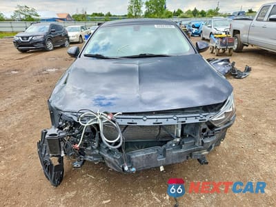 Piąte zdjęcie samochodu w środku: 2018 BUICK REGAL PREFERRED II VIN:W04GM6SX1J1097280 - miniatura