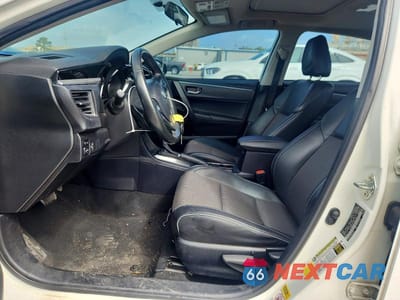 Zdjęcie 7 z 12 samochodu: 2014 TOYOTA COROLLA S PLUS VIN:2T1BURHEXEC210040 - miniatura