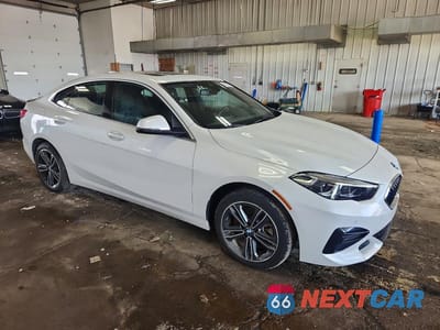Czwarte zdjęcie samochodu z boku: 2024 BMW 228I VIN:WBA53AK02R7R52760 - miniatura