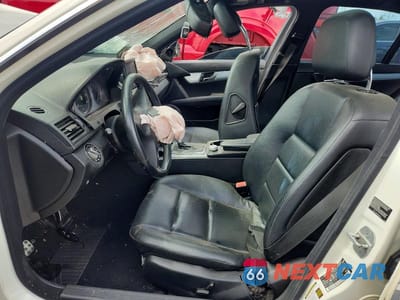 Zdjęcie 7 z 13 samochodu: 2008 MERCEDES-BENZ C 300 4MATIC VIN:WDDGF81X28F158720 - miniatura