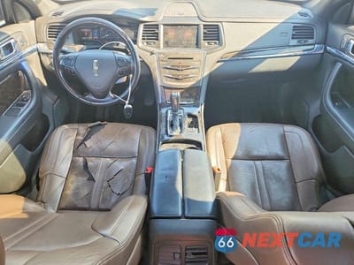 Zdjęcie 8 z 12 samochodu: 2013 LINCOLN MKS VIN:1LNHL9DK6DG601111 - miniatura