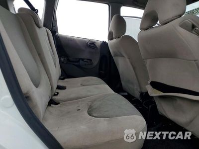 Zdjęcie 11 z 13 samochodu: 2007 HONDA FIT S VIN:JHMGD38647S055626 - miniatura