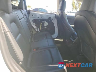 Zdjęcie 10 z 13 samochodu: 2021 TESLA MODEL Y VIN:5YJYGDEE8MF229415 - miniatura