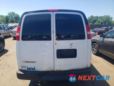 Zdjęcie 6 z 14 samochodu: 2021 CHEVROLET EXPRESS G2500 VIN:1GCWGAF14M1312141 - miniatura