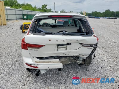 Zdjęcie 6 z 13 samochodu: 2021 VOLVO XC60 T6 MOMENTUM VIN:YV4A22RKXM1777054 - miniatura