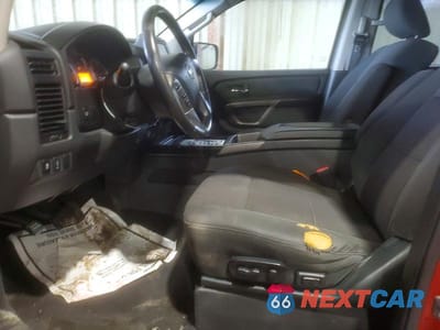 Zdjęcie 7 z 12 samochodu: 2015 NISSAN TITAN SV VIN:1N6AA0EDXFN514573 - miniatura