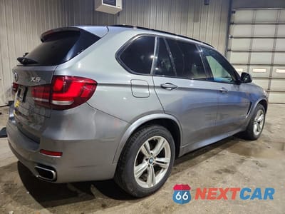 Trzecie zdjęcie samochodu z tyłu: 2016 BMW X5 XDRIVE35I VIN:5UXKR0C50G0S85698 - miniatura