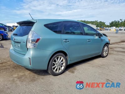 Trzecie zdjęcie samochodu z tyłu: 2014 TOYOTA PRIUS V FIVE VIN:JTDZN3EU1E3304658 - miniatura