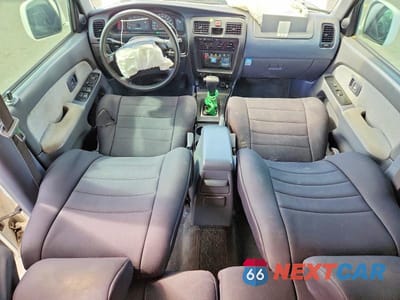 Zdjęcie 8 z 14 samochodu: 2000 TOYOTA 4RUNNER SR5 VIN:JT3GN86R9Y0147843 - miniatura