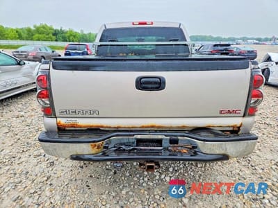 Zdjęcie 6 z 12 samochodu: 2006 GMC NEW SIERRA K1500 VIN:2GTEK13V361289207 - miniatura
