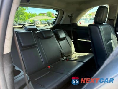 Zdjęcie 10 z 12 samochodu: 2019 TOYOTA HIGHLANDER XLE VIN:5TDJZRFH5KS939379 - miniatura