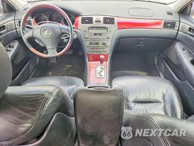 Zdjęcie 8 z 13 samochodu: 2002 LEXUS ES 300 VIN:JTHBF30G525031612 - miniatura