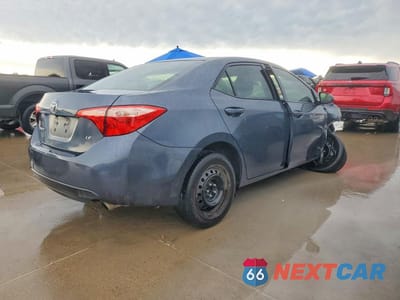 Trzecie zdjęcie samochodu z tyłu: 2018 TOYOTA COROLLA LE VIN:5YFBURHE0JP800547 - miniatura