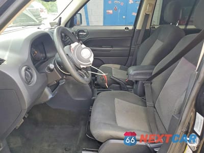 Zdjęcie 7 z 13 samochodu: 2016 JEEP PATRIOT SPORT VIN:1C4NJPBB3GD547339 - miniatura