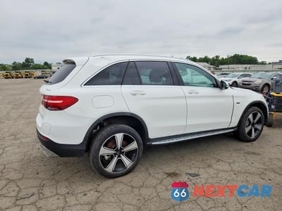 Trzecie zdjęcie samochodu z tyłu: 2019 MERCEDES-BENZ GLC 350E VIN:WDC0G5EB6KF514917 - miniatura