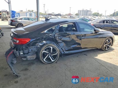Trzecie zdjęcie samochodu z tyłu: 2019 HONDA ACCORD SPORT VIN:1HGCV2F36KA021980 - miniatura