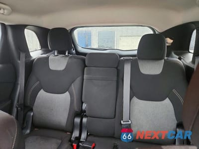 Zdjęcie 10 z 13 samochodu: 2016 JEEP CHEROKEE SPORT VIN:1C4PJLAS9GW302522 - miniatura