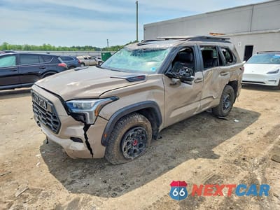 2025 TOYOTA SEQUOIA TRD PRO 7SVAAABA6SX062113 - główne zdjęcie licytacji z USA - miniatura