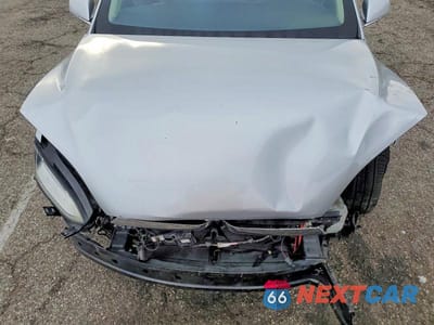 Zdjęcie 11 z 12 samochodu: 2016 TESLA MODEL X VIN:5YJXCAE28GF020966 - miniatura