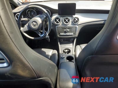 Zdjęcie 8 z 13 samochodu: 2018 MERCEDES-BENZ CLA-CLASS CLA250-4M VIN:WDDSJ4GB4JN532172 - miniatura