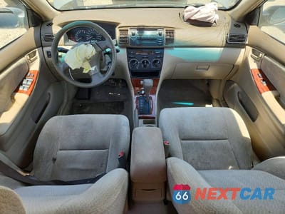 Zdjęcie 8 z 12 samochodu: 2003 TOYOTA COROLLA LE VIN:1NXBR32E93Z035332 - miniatura