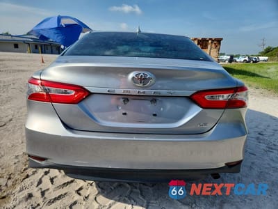 Zdjęcie 6 z 12 samochodu: 2019 TOYOTA CAMRY LE VIN:4T1B11HK1KU232566 - miniatura