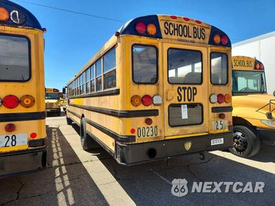 Czwarte zdjęcie samochodu z boku: 2008 IC CORPORATION CE SERIES SCHOOL - SCHOOL BUS VIN:4DRBUAAN18B642364 - miniatura