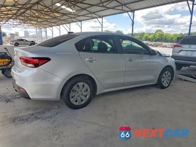 Trzecie zdjęcie samochodu z tyłu: 2020 KIA RIO S VIN:3KPA24AD4LE353165 - miniatura