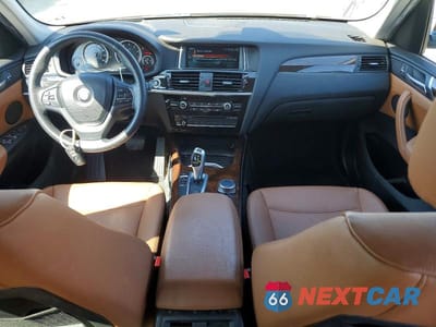 Zdjęcie 8 z 13 samochodu: 2017 BMW X3 SDRIVE28I VIN:5UXWZ7C5XH0V85776 - miniatura