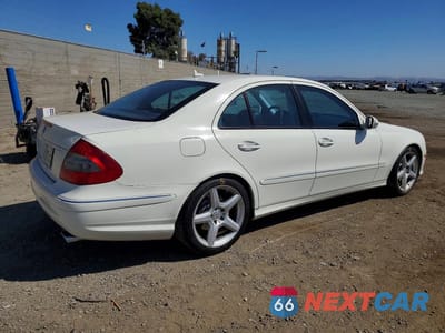 Trzecie zdjęcie samochodu z tyłu: 2009 MERCEDES-BENZ E 350 VIN:WDBUF56X09B419774 - miniatura