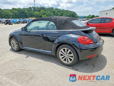 Drugie zdjęcie samochodu z przodu: 2013 VOLKSWAGEN BEETLE VIN:3VW5L7AT3DM831863 - miniatura