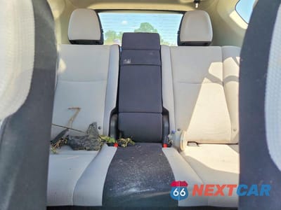 Zdjęcie 10 z 14 samochodu: 2016 TOYOTA RAV4 HV XLE VIN:JTMRJREV3GD007833 - miniatura