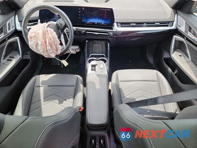 Zdjęcie 8 z 13 samochodu: 2023 BMW X1 XDRIVE28I VIN:WBX73EF02P5W77125 - miniatura
