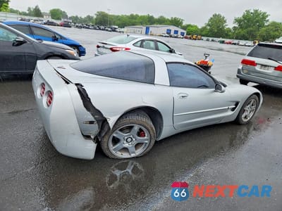 Trzecie zdjęcie samochodu z tyłu: 1998 CHEVROLET CORVETTE VIN:1G1YY22G1W5119777 - miniatura