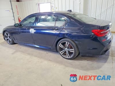 Drugie zdjęcie samochodu z przodu: 2016 BMW 740 I VIN:WBA7E2C58GG548104 - miniatura