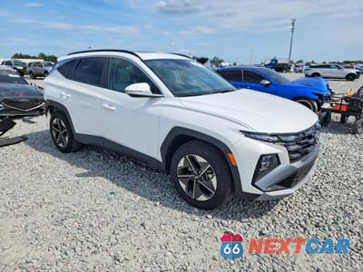 Czwarte zdjęcie samochodu z boku: 2025 HYUNDAI TUCSON SEL VIN:5NMJC3DEXSH540672 - miniatura