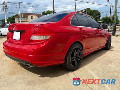 Czwarte zdjęcie samochodu z boku: 2008 MERCEDES-BENZ C 300 VIN:WDDGF54XX8R031853 - miniatura