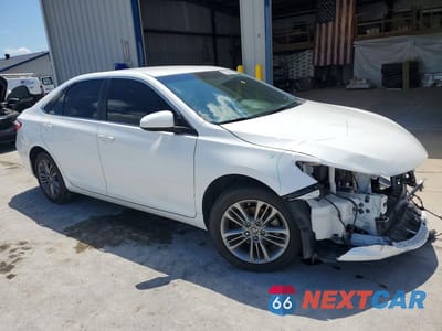 Czwarte zdjęcie samochodu z boku: 2017 TOYOTA CAMRY SE VIN:4T1BF1FK5HU358359 - miniatura