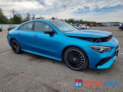 Czwarte zdjęcie samochodu z boku: 2025 MERCEDES-BENZ CLA 250 4MATIC VIN:W1K5J4HB4SN517443 - miniatura