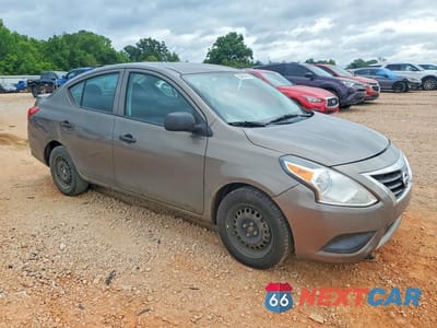 Czwarte zdjęcie samochodu z boku: 2015 NISSAN VERSA 1.6 S PLUS VIN:3N1CN7AP0FL905288 - miniatura
